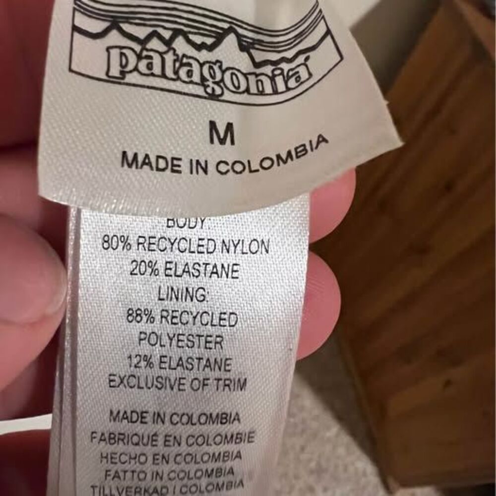 Patagonia coral bikini top M new with tags - Picture 2 of 5